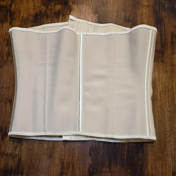 Hourglass Angel Designer Underbust Waist Trainer Size Small - Picture 2 of 6